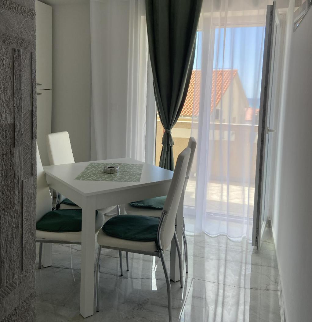 Villa Katarina نوفاليا المظهر الخارجي الصورة