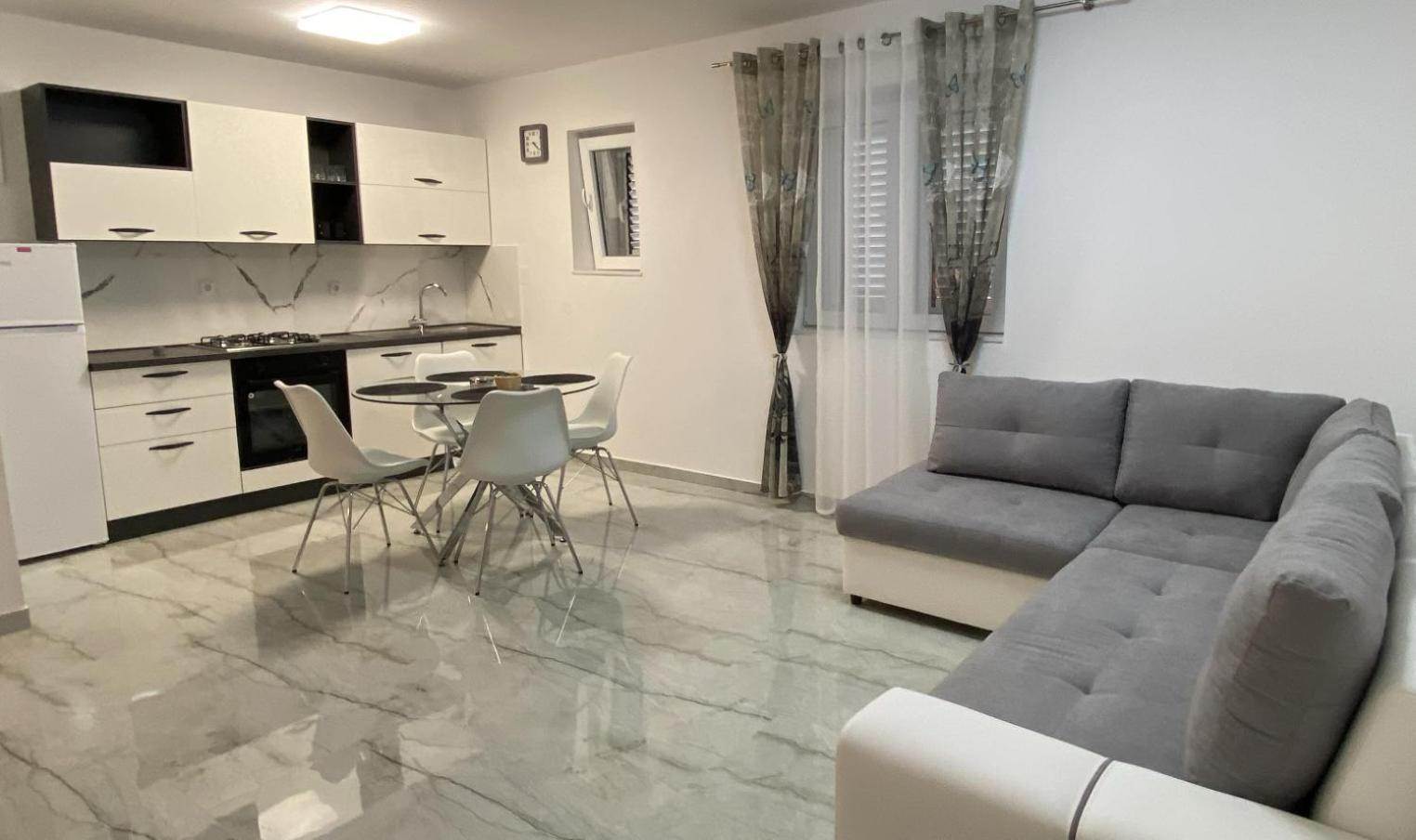 Villa Katarina نوفاليا المظهر الخارجي الصورة